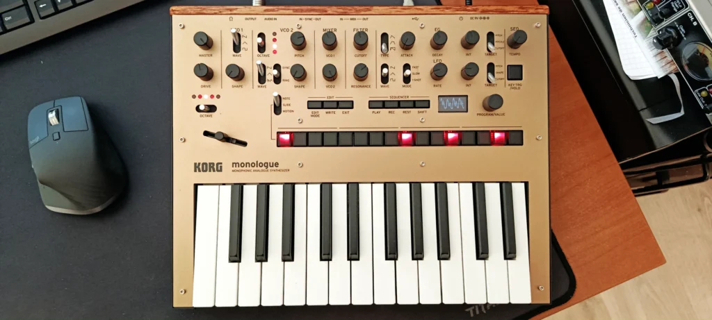 Korg Monologue en studio - Synthé USB class-compliant compatible Windows MIDI Services